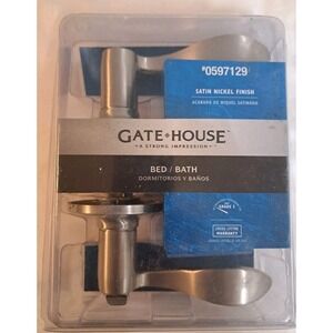 Gatehouse Satin Nickel Privacy Locking Door Lever Bed Bath #0597129 NEW